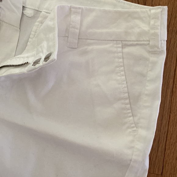G.H Bass white shorts - Picture 3 of 13